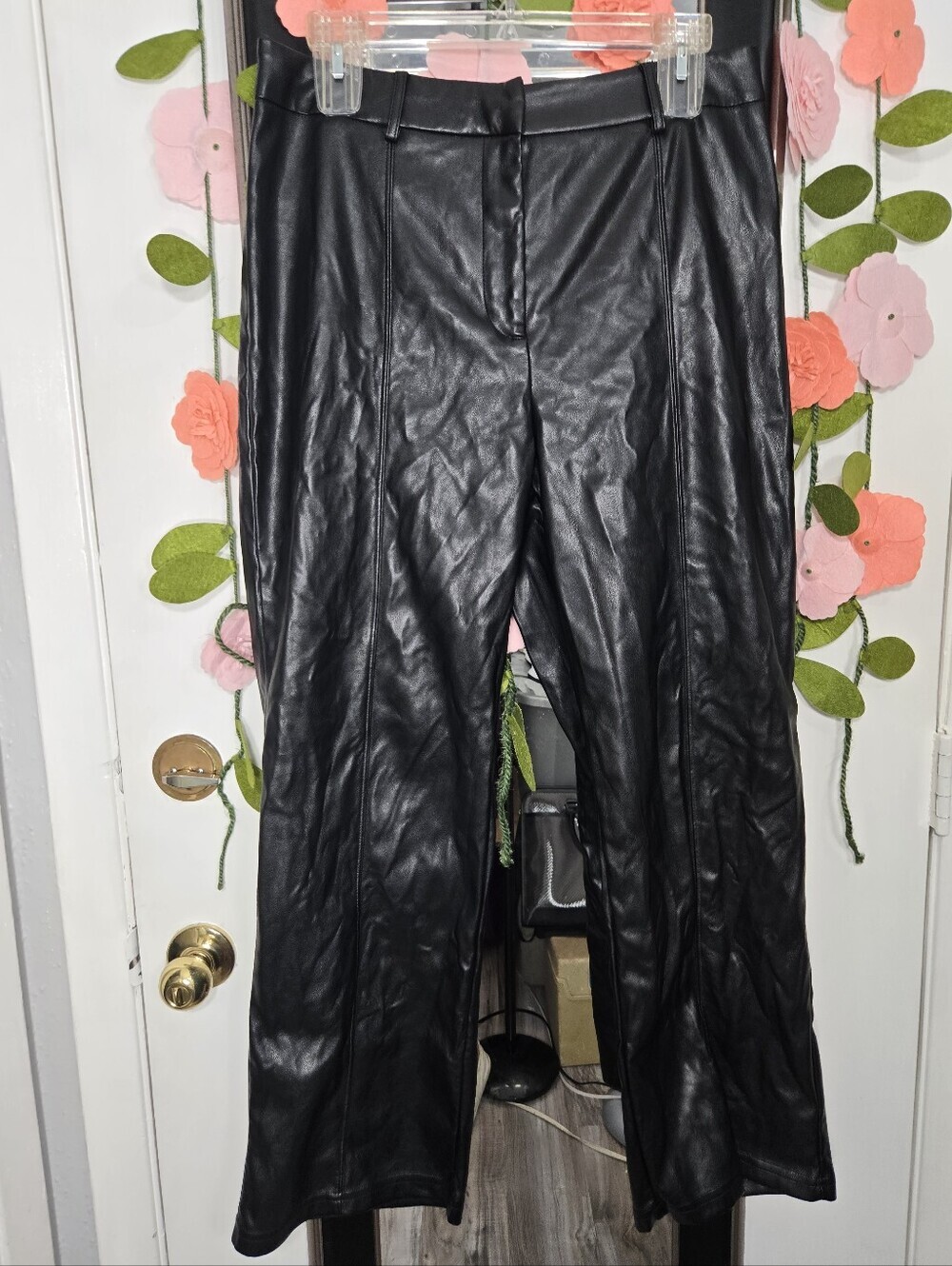 Kathy Ireland Faux Leather Cropped Pants Sz M Black
